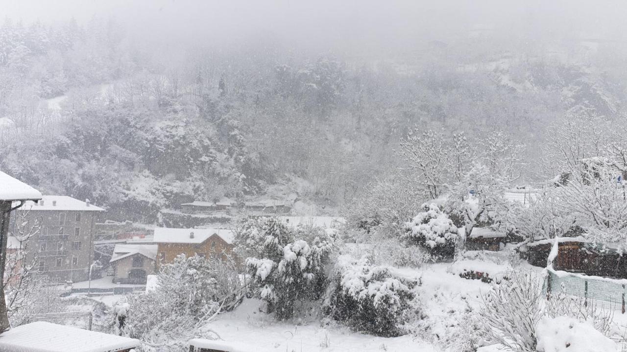 Casa Ramus Valle Camonica A 30 Km Dal Passo Tonale 에돌로 외부 사진