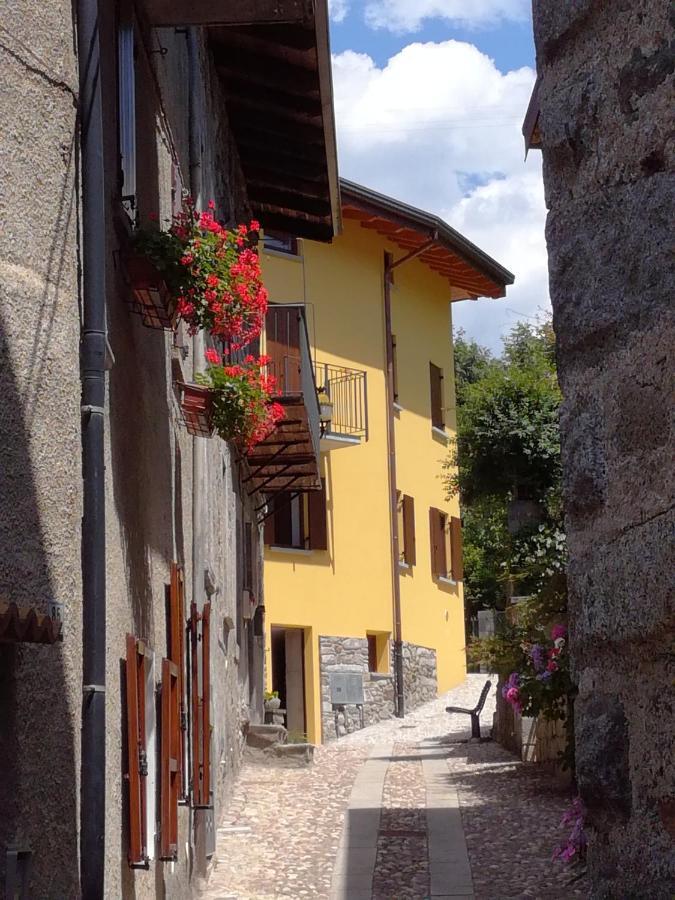 Casa Ramus Valle Camonica A 30 Km Dal Passo Tonale 에돌로 외부 사진
